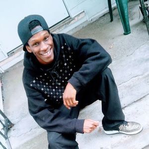 Meet your Posher, Joseph